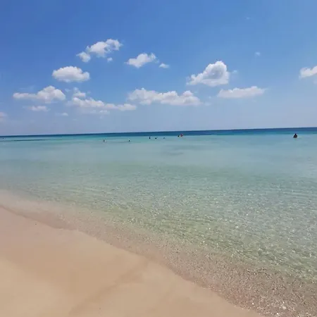 A Due Passi Sul Mare *